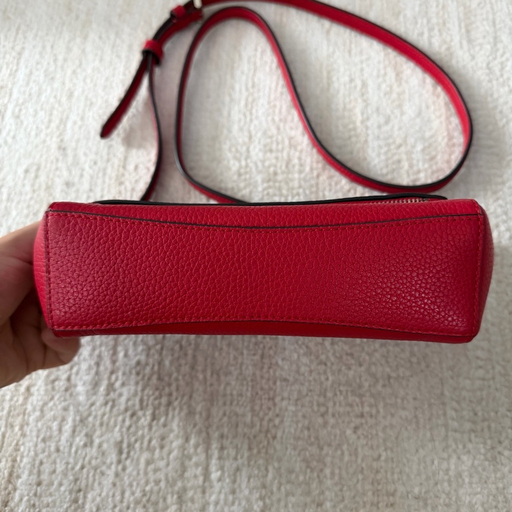 Kate Spade Red Leila Pebbled Leather Crossbody Bag - Picture 3 of 7
